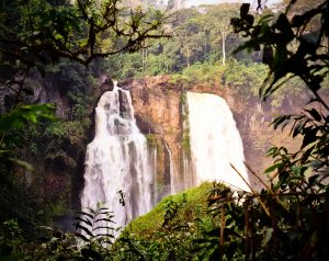 ekom-waterfall2